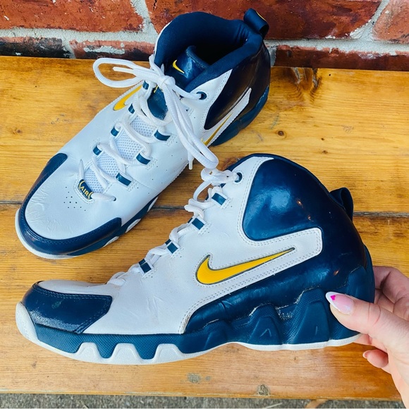 NIKE | Air Flight Hops 309266 - 171 White & Blue Sneakers 10 - Picture 1 of 10